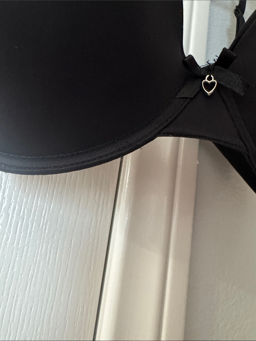 Everyday Smooth Black T-Shirt Bra with Light Padding US 30G/UK 30F - Picture 5 of 7